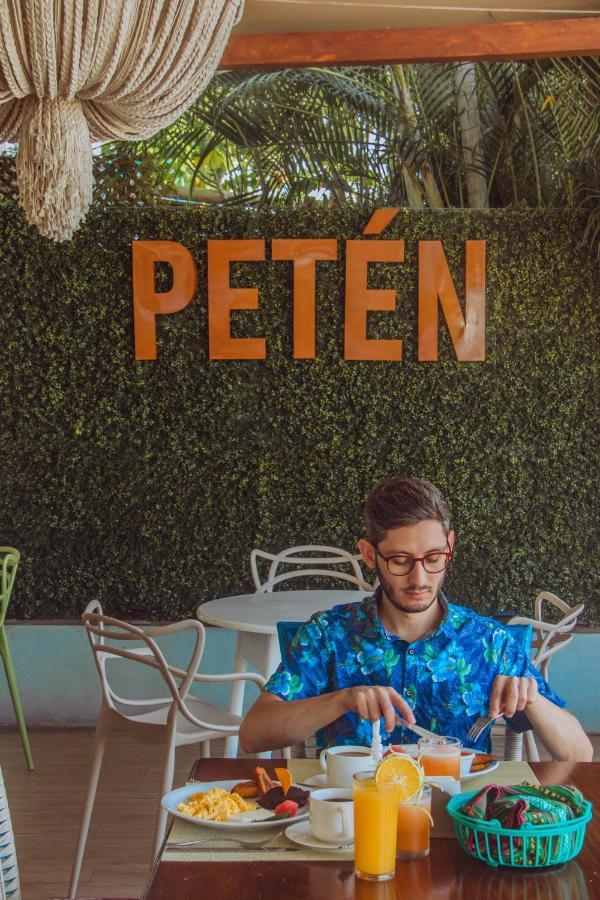 Hotel Peten Express Flores Luaran gambar