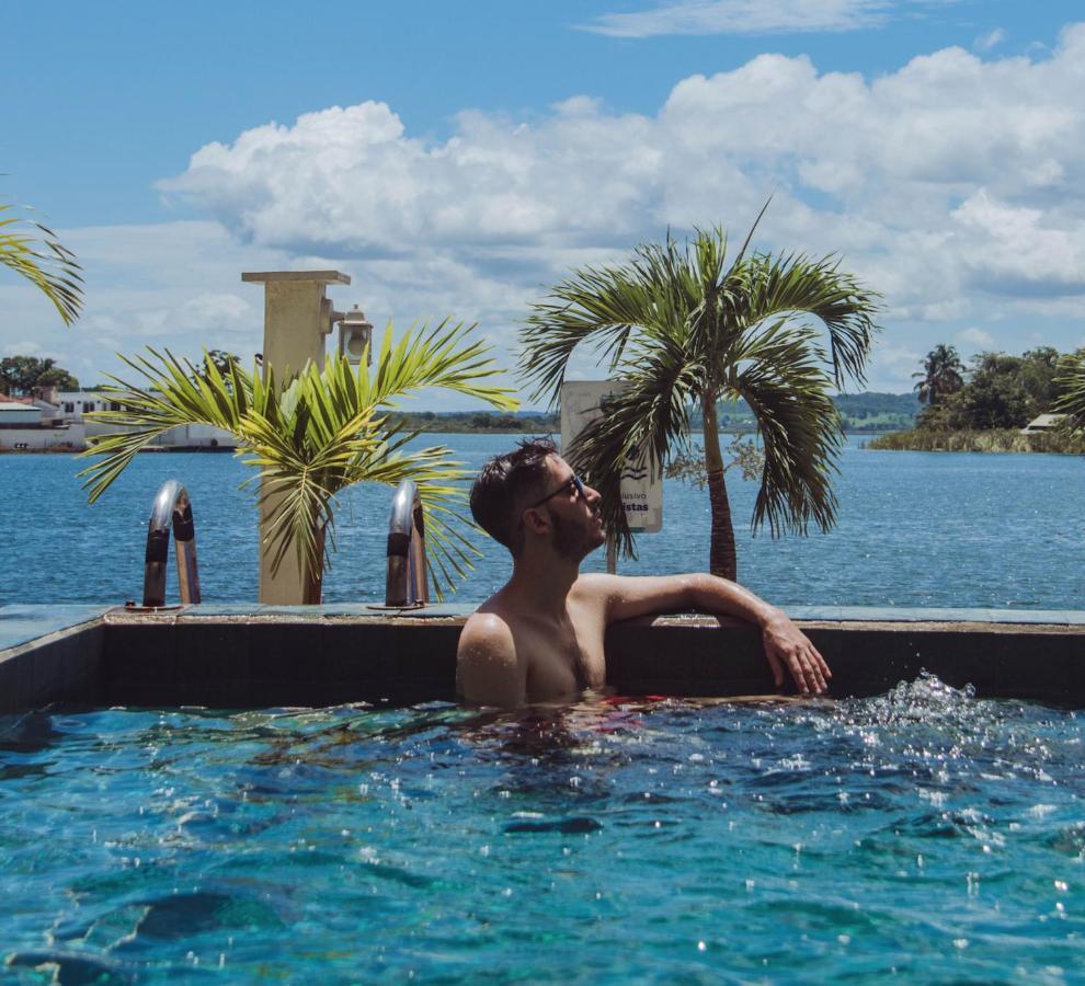Hotel Peten Express Flores Luaran gambar